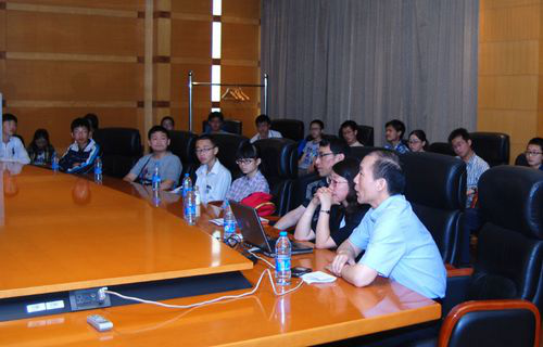 传承白猫文化 饯行公益活动